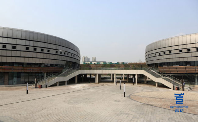 Chongqing, Shizishan Stadium