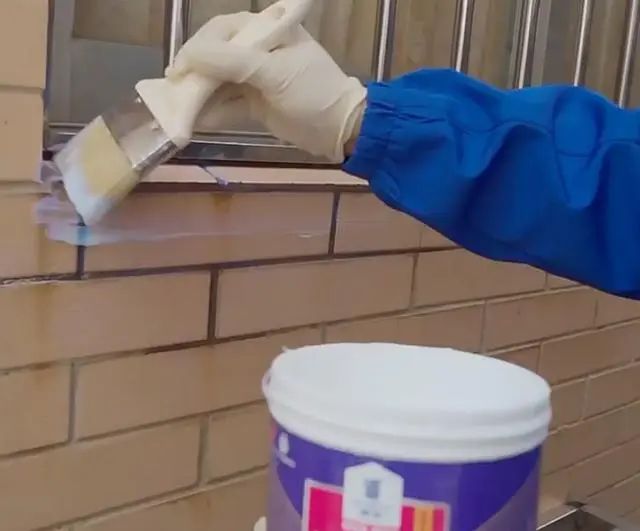 Exterior Transparent Waterproof Adhesive: What It Is and Its Uses Across Industries.